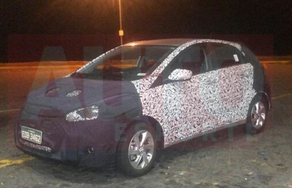 Flagra do Hyundai HB20 reestilizado feito pelo leitor Willian Caminha Fonseca (Foto: Willian Caminha Fonseca) — Foto: Auto Esporte