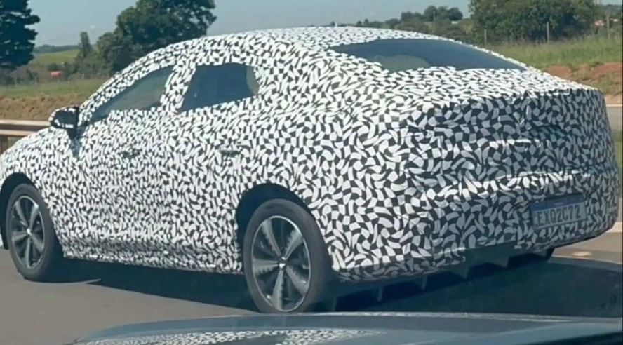 BYD King em testes no Brasil