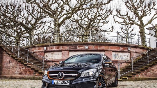Mercedes CLA 45 AMG ganha edição OrangeArt