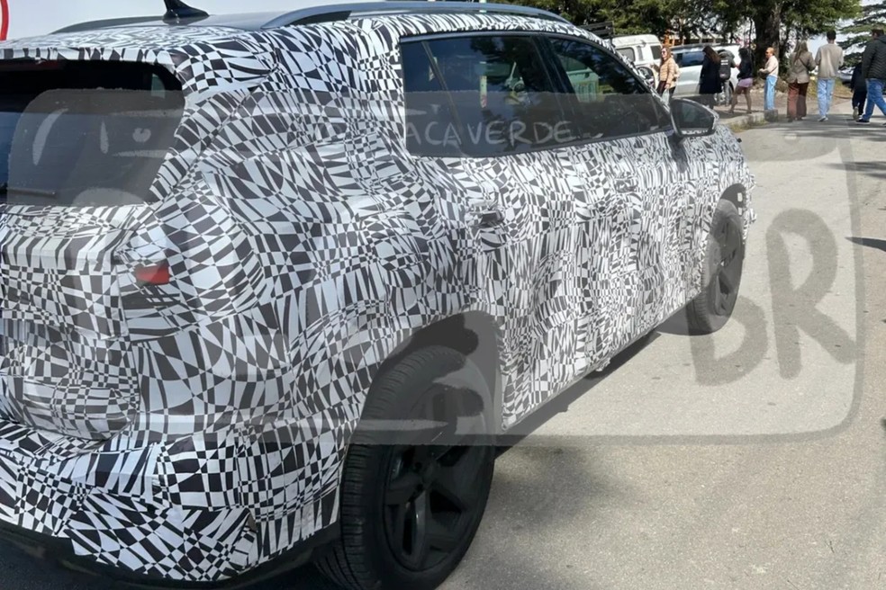 Novo Volkswagen Tiguan já roda em testes no Brasil — Foto: Reprodução/Instagram @placaverde