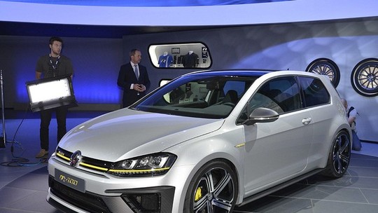 Oitava geração do Volkswagen Golf poderá ter versões de até 400 cv