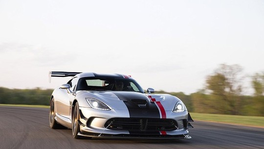 Dodge Viper ACR 2016 tem preço de US$ 117.895
