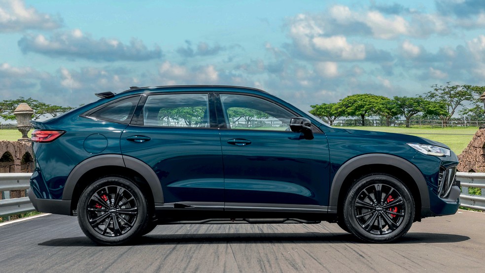GWM Haval H6 GT pesa 2 toneladas — Foto: Divulgação