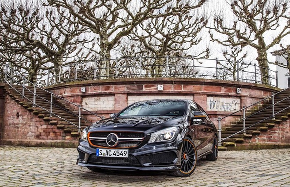 Mercedes CLA 45 AMG OrangeArt Edition (Foto: Divulgação) — Foto: Auto Esporte