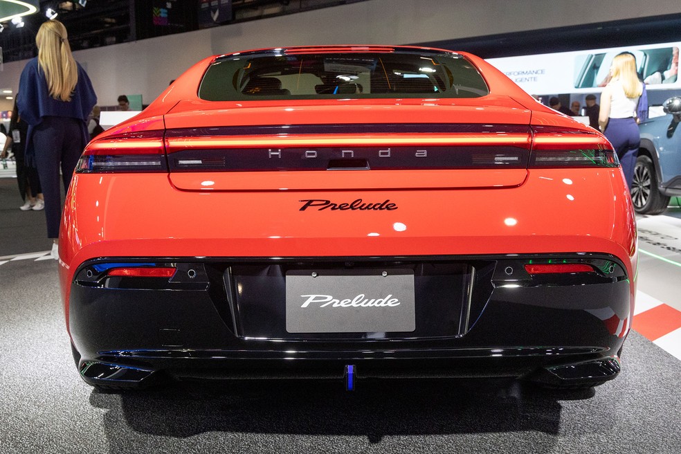 Honda Prelude tem lanternas interligadas — Foto: Renato Durães/Auto News Brasil