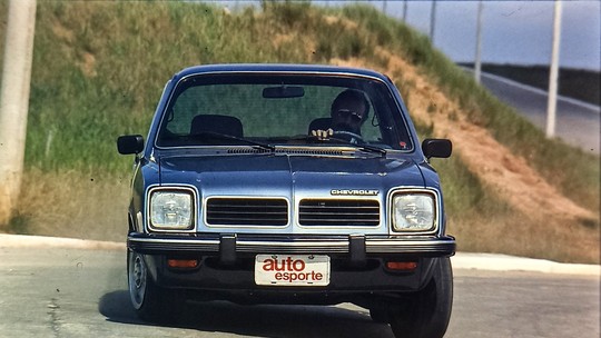 Teste clássico: Chevrolet Chevette 1.6 popularizava o desempenho do sedã compacto com tração traseira