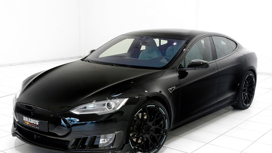 Brabus customiza Tesla Model S