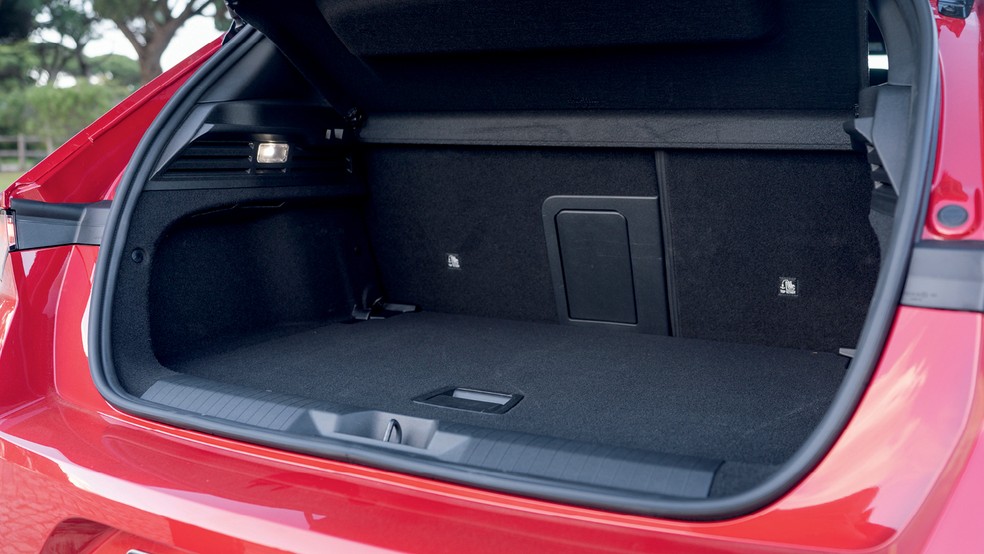 Capacidade do porta-maças subiu de 370 l para 422 l — Foto: Divulgação