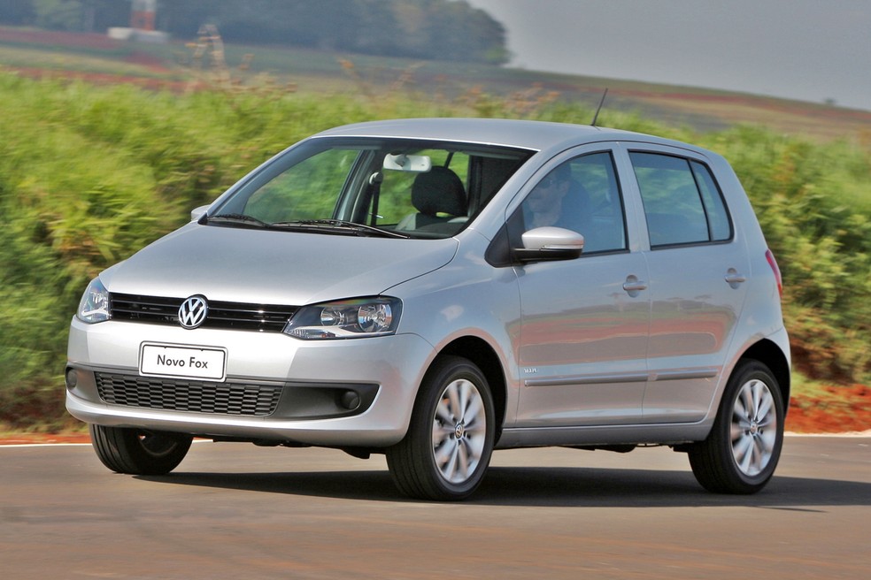 O Volkswagen Fox da primeira fase trazia motor 1.6 flex de até 103 cv de potência.  — Foto: Divulgação/Volkswagen