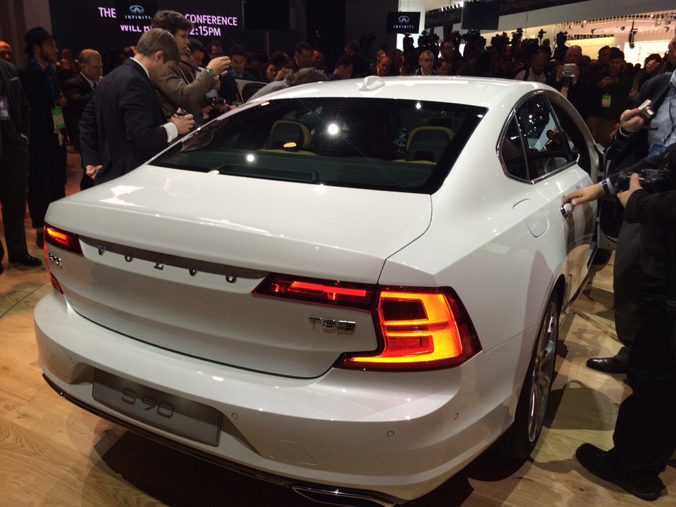 Volvo S90 — Foto: André Paixão/G1