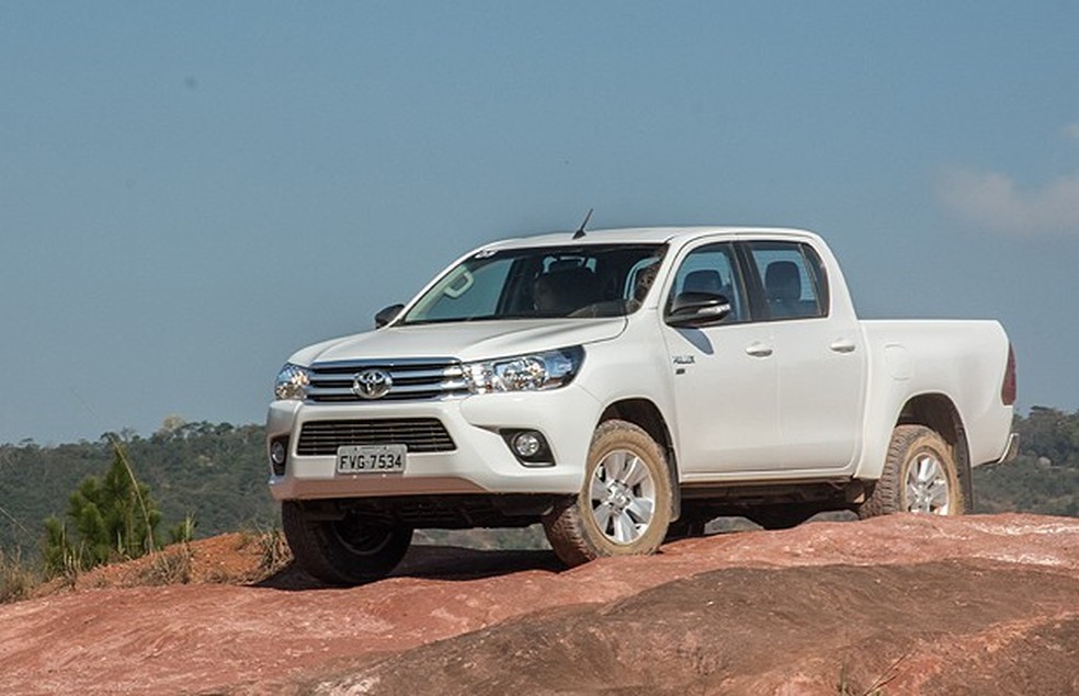 Toyota Hilux SR flex (Foto: Divulgação) — Foto: Auto Esporte