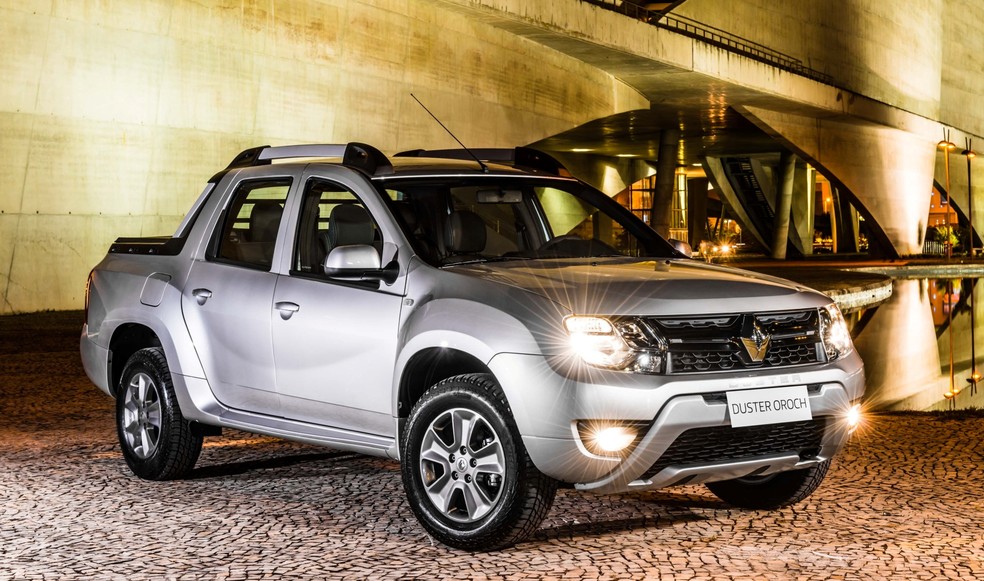 Renault Duster Oroch 2017 inaugurou o segmento das intermediárias, mas ficou para trás — Foto: Divulgação/Renault