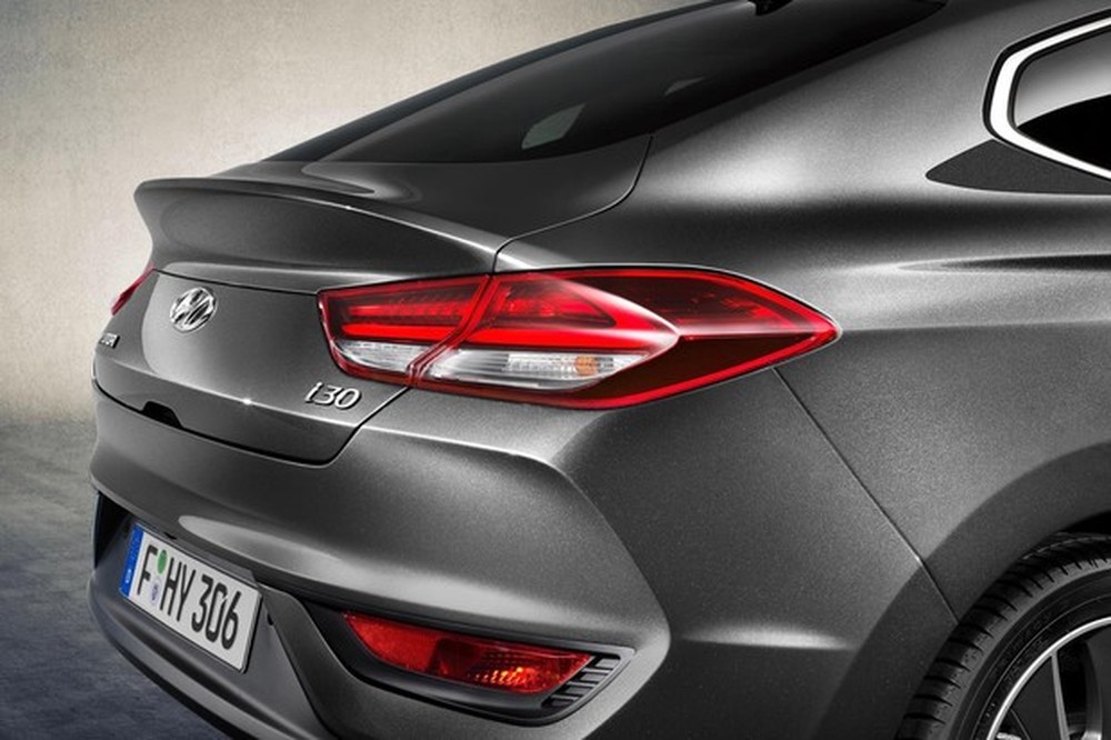 Hyundai i30 ganha versão Fastback com estilo de BMW Série 3 GT