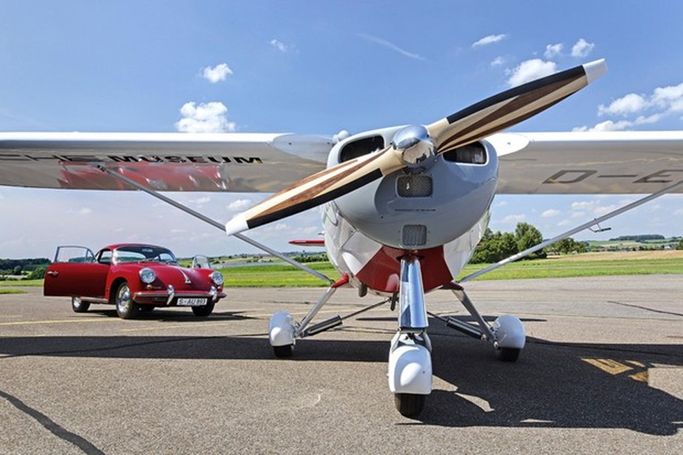 Motor do Porsche 356 já havia sido adaptado pela marca para o mundo da aviação (Foto: Divulgação) — Foto: Auto Esporte