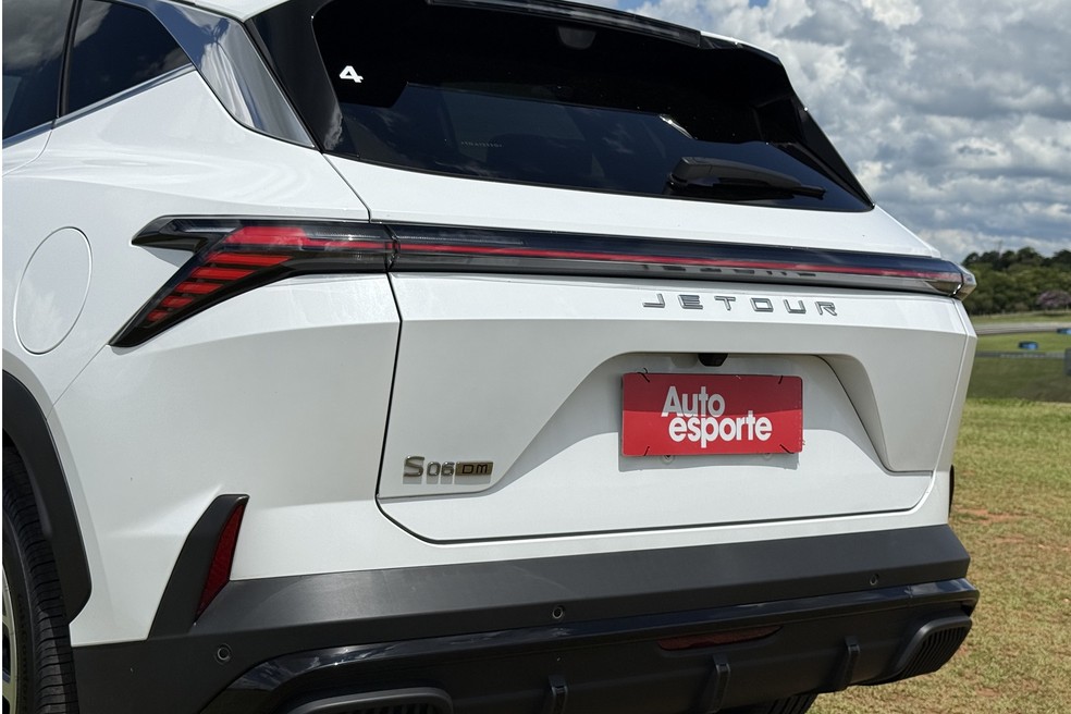Remova o logotipo da Jetour e tente adivinhar a marca: é quase impossível! — Foto: Cauê Lira/Auto News Brasil