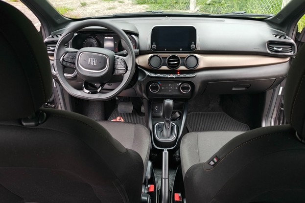 Fiat Argo Drive 1.3 AT 2026 - painel