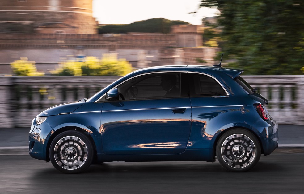 Fiat 500 La Prima — Foto: Divulgação/Fiat