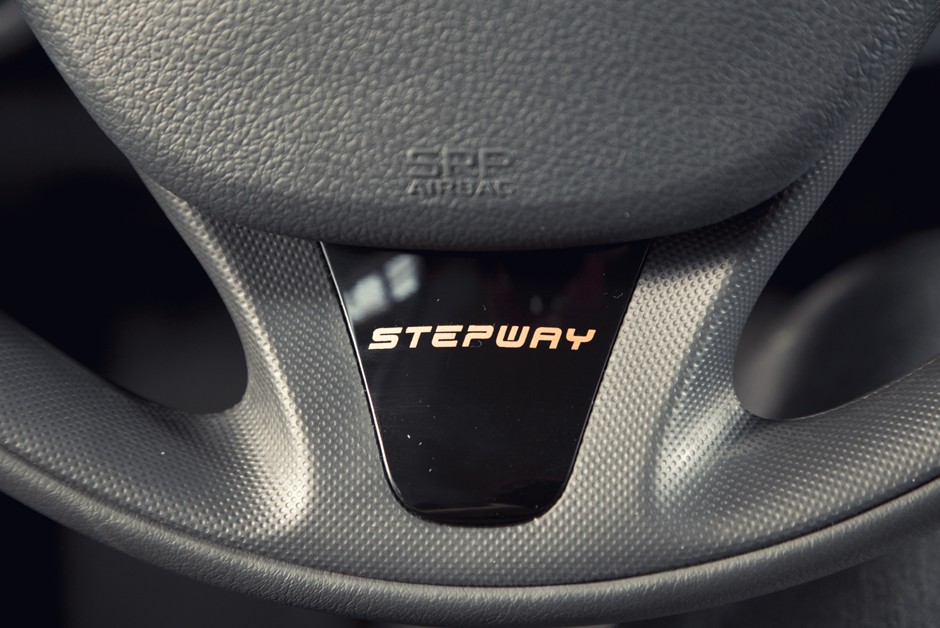 Renault Sandero Stepway 2015