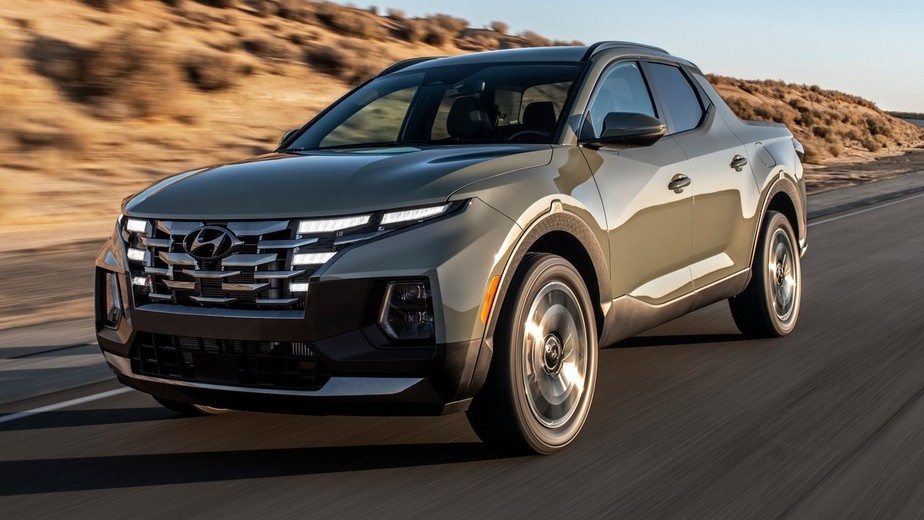 Hyundai Santa Cruz é a picape com grade iluminada de X6, porte de Toro