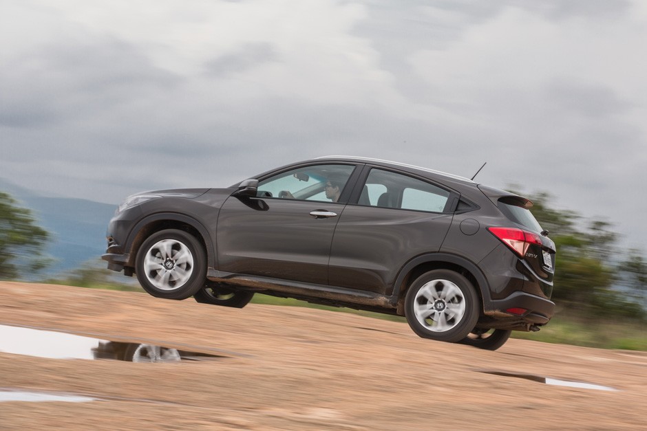 Comparativo: Honda HR-V enfrenta Jeep Renegade