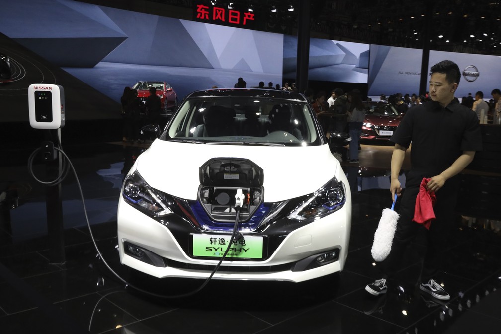 Nissan exibe Sylphy, nome do Sentra na China, em versão elétrica — Foto: Ng Han Guan/AP