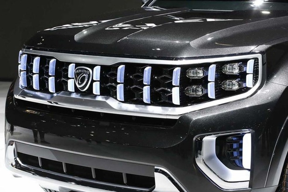 No lugar do faro tradicional, quatro diminutos projetores de LED (Foto: Divulgação) — Foto: Auto Esporte