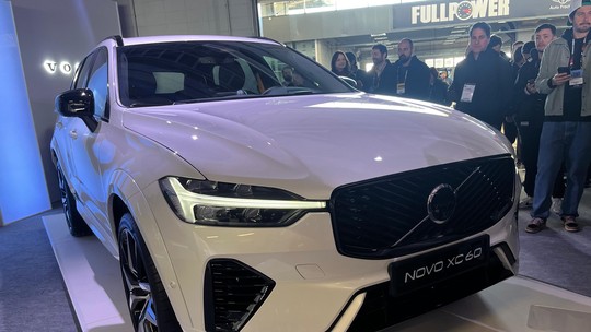 Volvo EX60 chega ao Brasil em 2026 para ser "irmão elétrico" do XC60