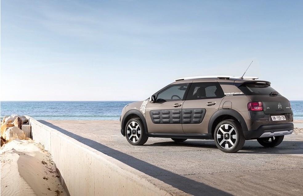 Citroën C4 Cactus Rip Curl Edtion (Foto: Divulgação) — Foto: Auto Esporte