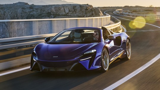 McLaren Artura Spider é conversível de R$ 2,8 milhões que vem ao Brasil