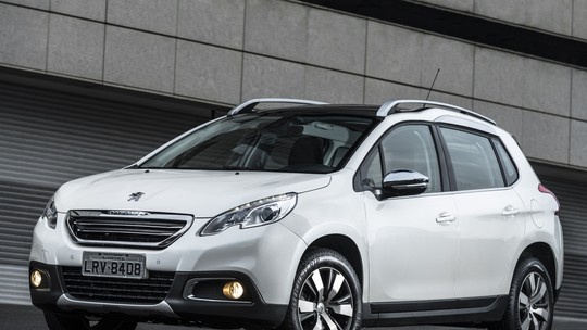 5 carros usados da Peugeot bem equipados a partir de R$ 15 mil