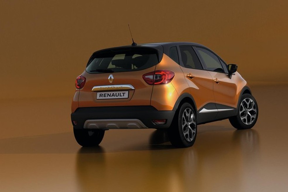 Lanternas do Captur também ganharam elementos em leds (Foto: Divulgação) — Foto: Auto Esporte