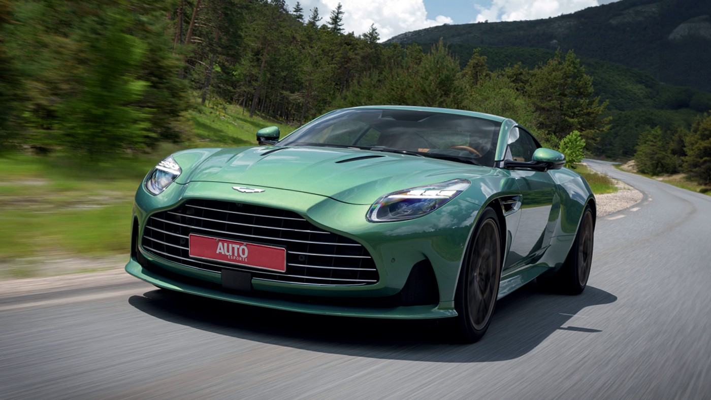 Aston Martin DB12 chega ao Brasil com 680 cv e preço de R$ 3,6 milhões