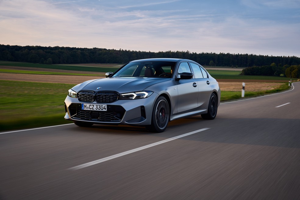 BMW Série 3 recebe novos faróis e para-choque na versão 2023 — Foto: Divulgação