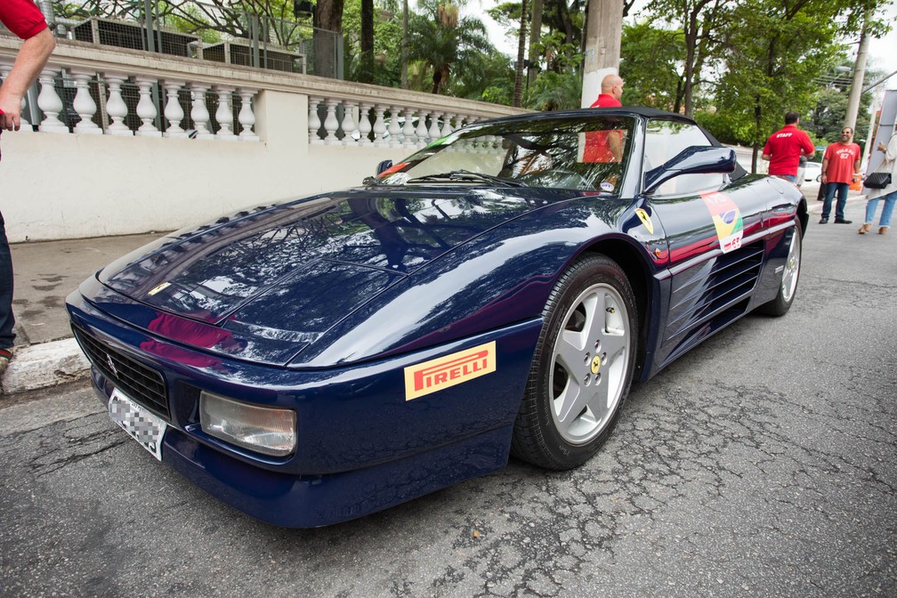 Ferrari 348 Spider, 1994 — Foto: Celso Tavares/G1