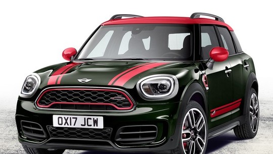 MINI Countryman ganha versão John Cooper Works com 231 cv
