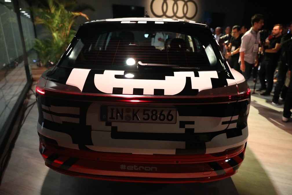 Audi e-tron, o primeiro veículo 100% da marca — Foto: Fábio Tito/G1