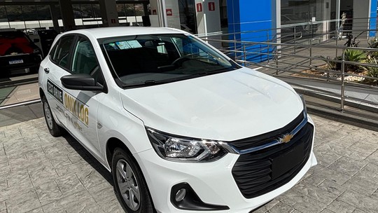 Chevrolet Onix Log: conheça a versão de menos de R$ 90 mil para levar carga