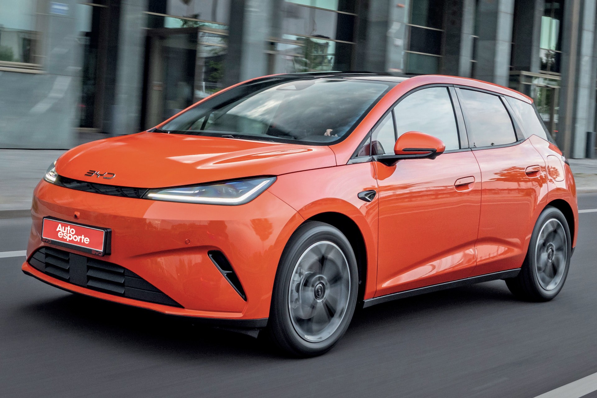 Teste: BYD Dolphin G promete uma nova revolução, agora entre os híbridos