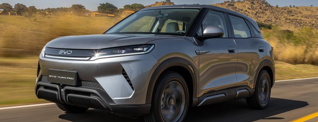 BYD Yuan Pro 2025 dianteira movimento &mdash; Foto: Divulga&ccedil;&atilde;o