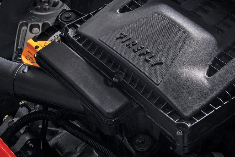 Motor Firefly de três cilindros retorna ao Fiat Mobi na linha 2026 — Foto: Divulgação