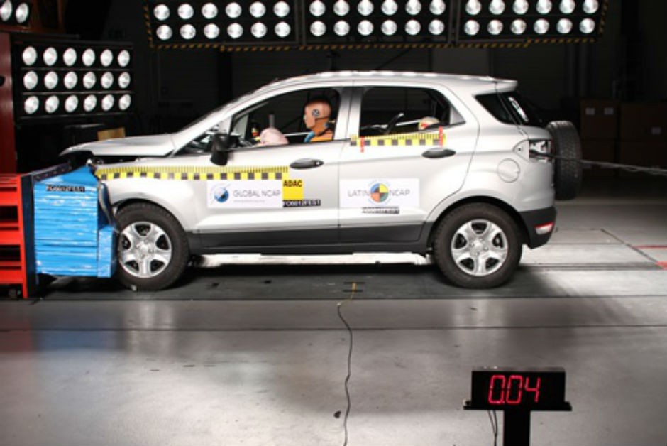 Ford EcoSport: 5 estrelas para passageiro adulto (14.64 pontos em 17) e 3 estrelas para proteção infantil (31 pontos em 49)