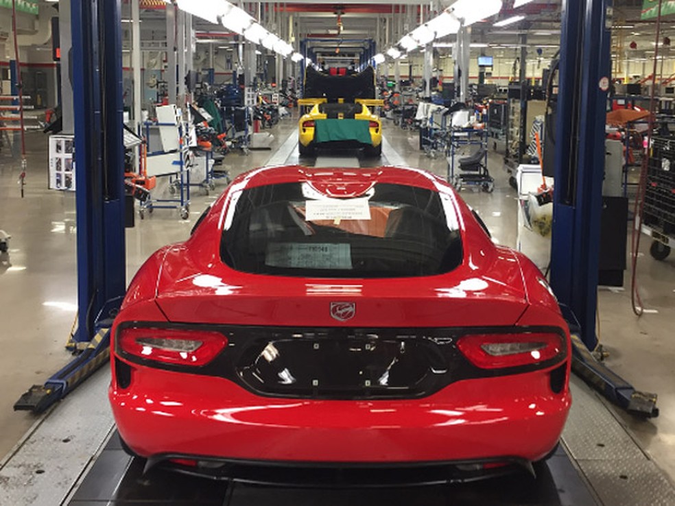 Último Dodge Viper será este vermelho, segundo Ralph Gilles — Foto: Reprodução/Instagram/Ralph Gilles
