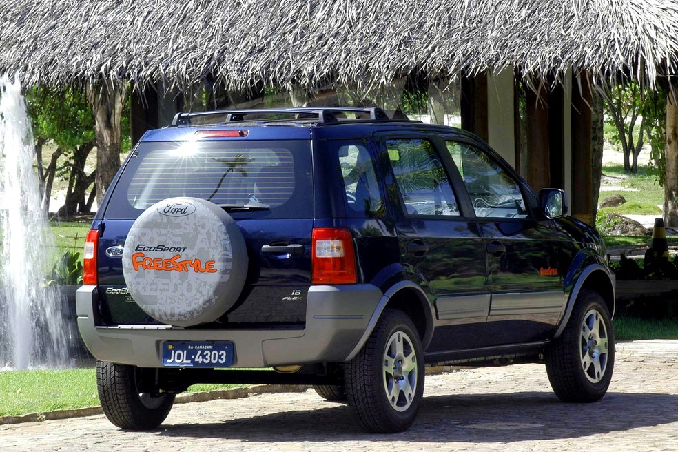 5 capas de estepe para proteger e estilizar a roda extra do carro