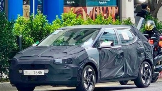 Flagra: novo Hyundai HB20 aparece pela 1ª vez com visual futurista