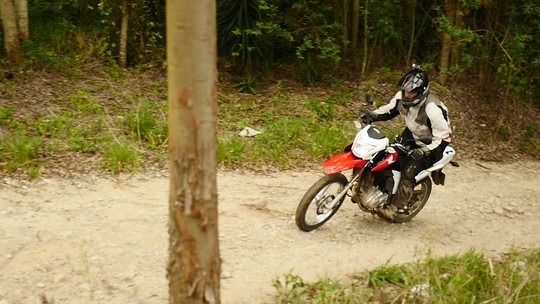 Honda Bros 160 Special Edition é lançada por R$ 13.160 com visual inspirado nas CRFs