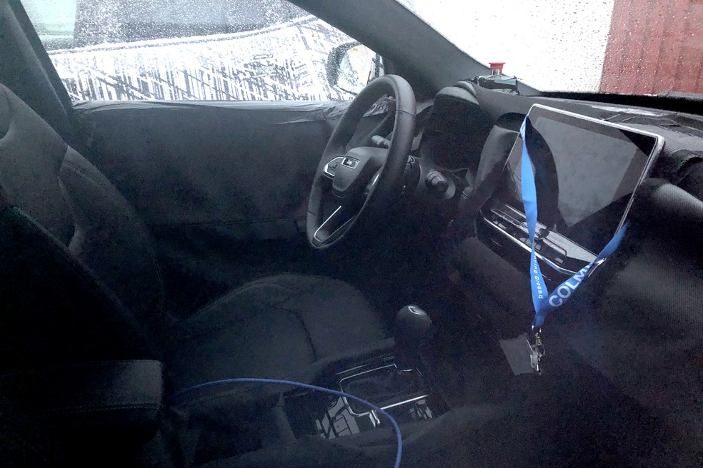 A versão europeia terá interior idêntico ao da versão chinesa — e brasileira — Foto: Automedia
