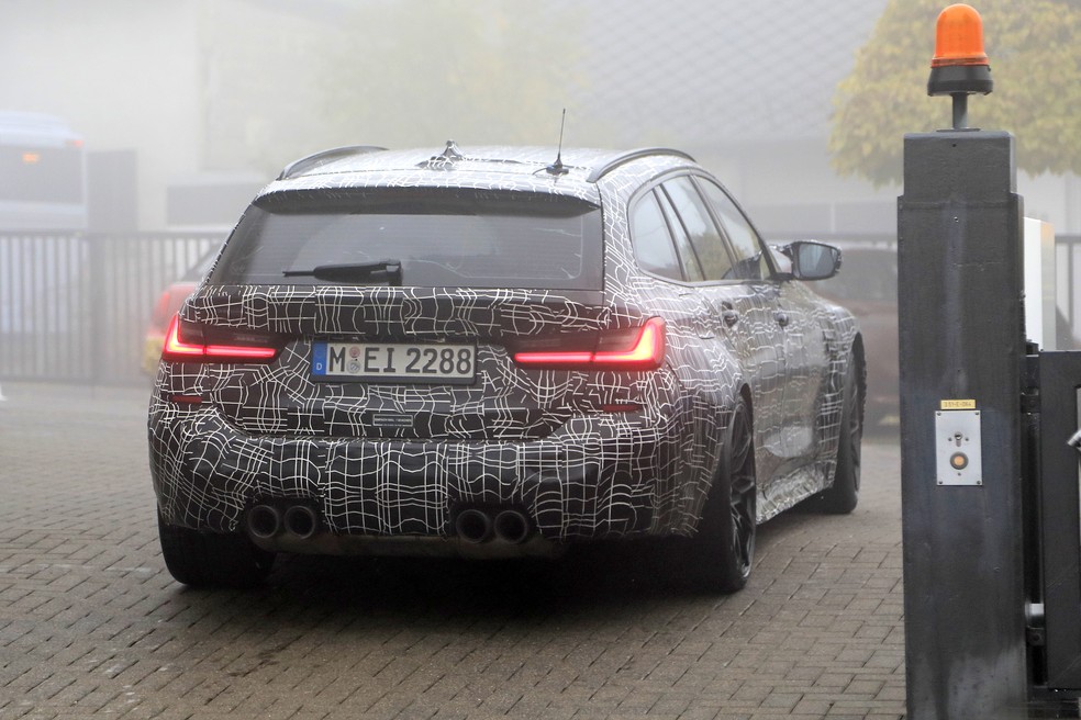 Traseira da M3 Touring — Foto: Automedia