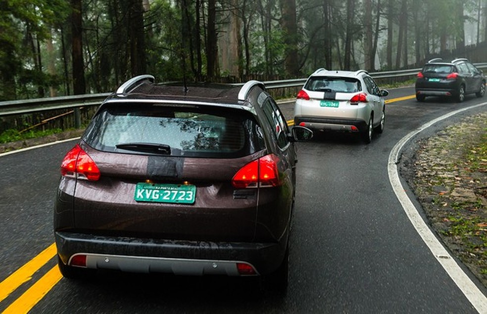 Versão de testes do Peugeot 2008 nacional (Divulgação / PB Fotografia) — Foto: Auto Esporte