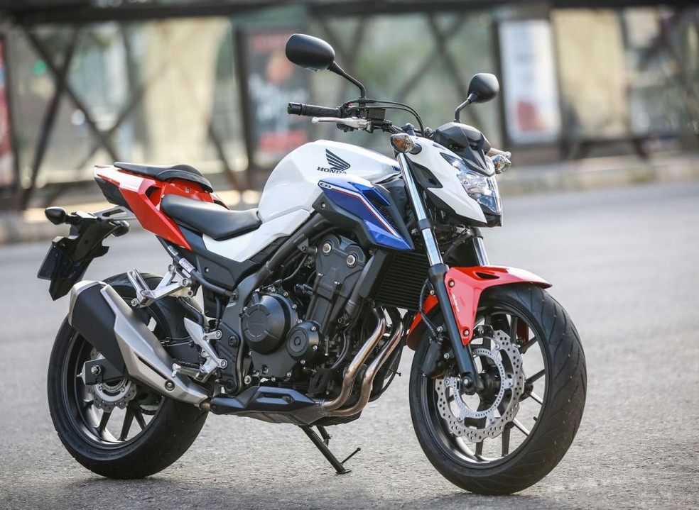 Honda CB 500F é naked com forte apelo visual — Foto: Divulgação