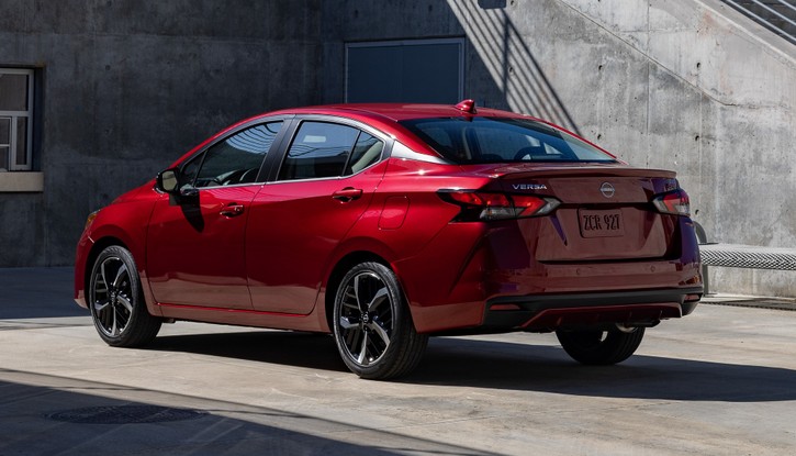Novo Nissan Versa 2023
